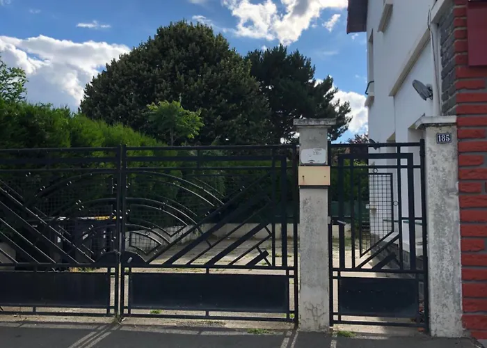 Le Petit Boulanger 아파트 *